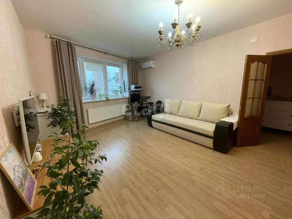 1-к кв. Белгородская область, Старый Оскол Степной мкр, 23 (52.2 м) - Фото 0