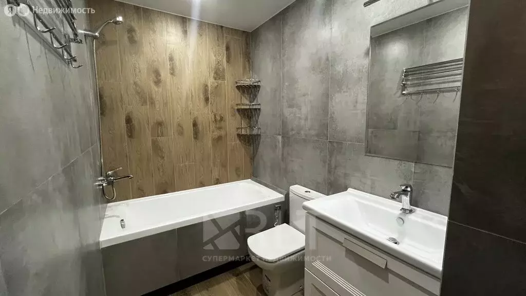 2-комнатная квартира: Махачкала, улица Хизроева, 99А (76 м) - Фото 1