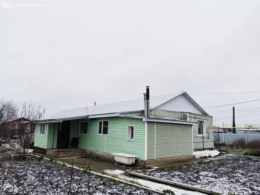 Дом в село Пруды, Школьная улица, 16кв1 (100 м) - Фото 2