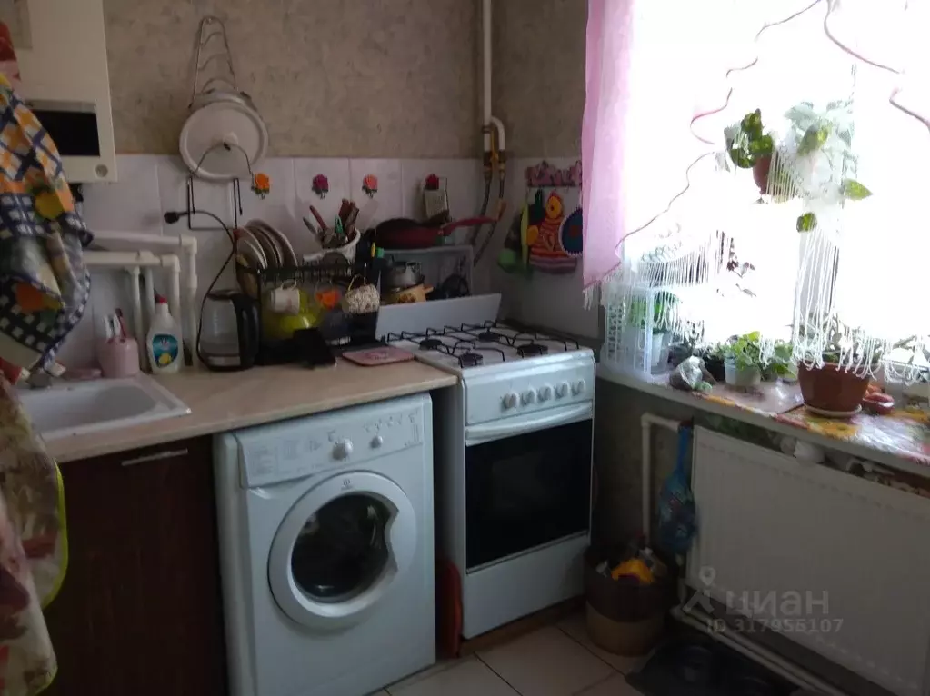 2-к кв. Новгородская область, Валдайский район, Короцкое с/пос, пос. ... - Фото 2