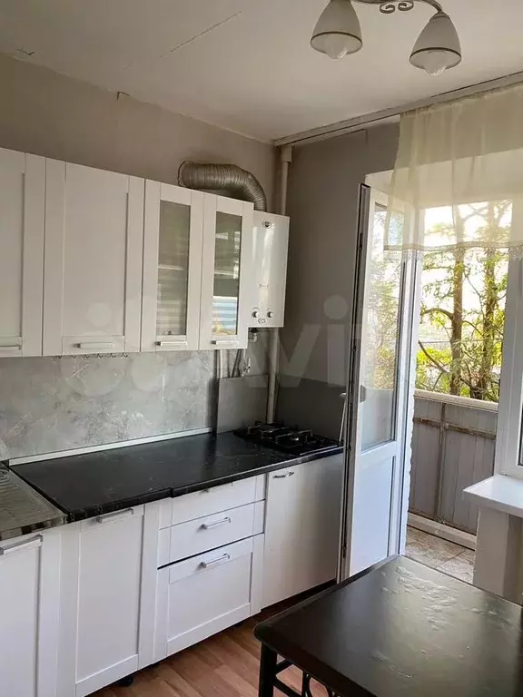 2-к. квартира, 45 м, 2/5 эт. - Фото 0