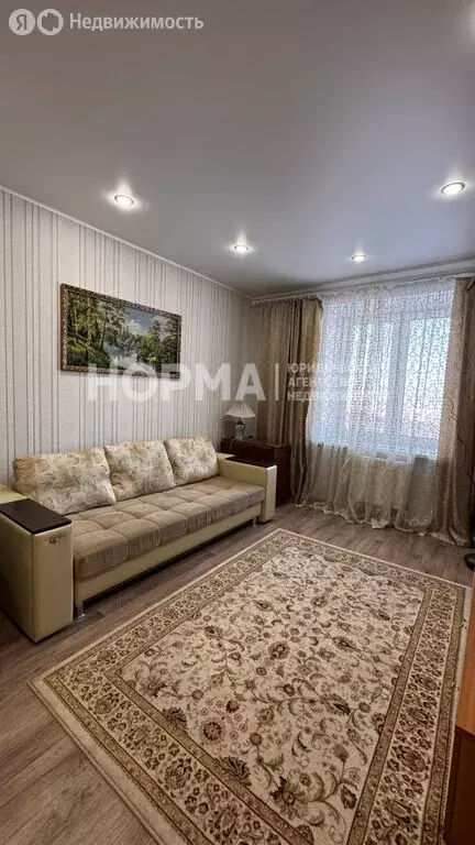 1-комнатная квартира: Октябрьский, Московский проспект, 10 (33.8 м) - Фото 1