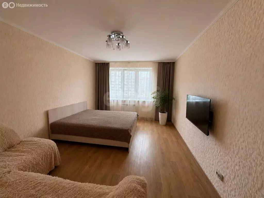1-комнатная квартира: Чебоксары, Ярмарочная улица, 7к2 (45 м) - Фото 0