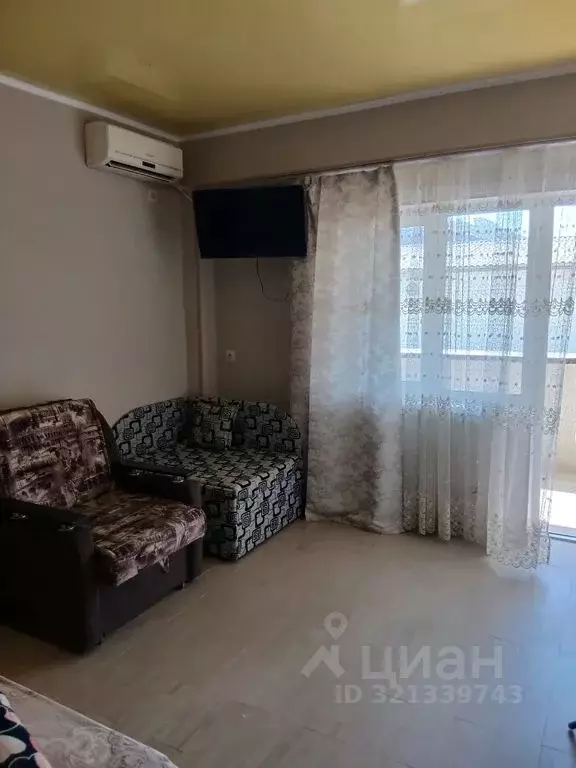 Комната Крым, Судак ул. Амет-хан Султана, 4 - Фото 2