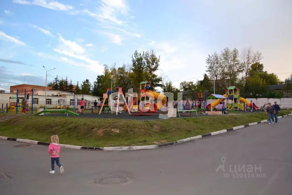 3-к кв. Калужская область, Калуга Хрустальная ул., 44к4 (87.8 м) - Фото 1