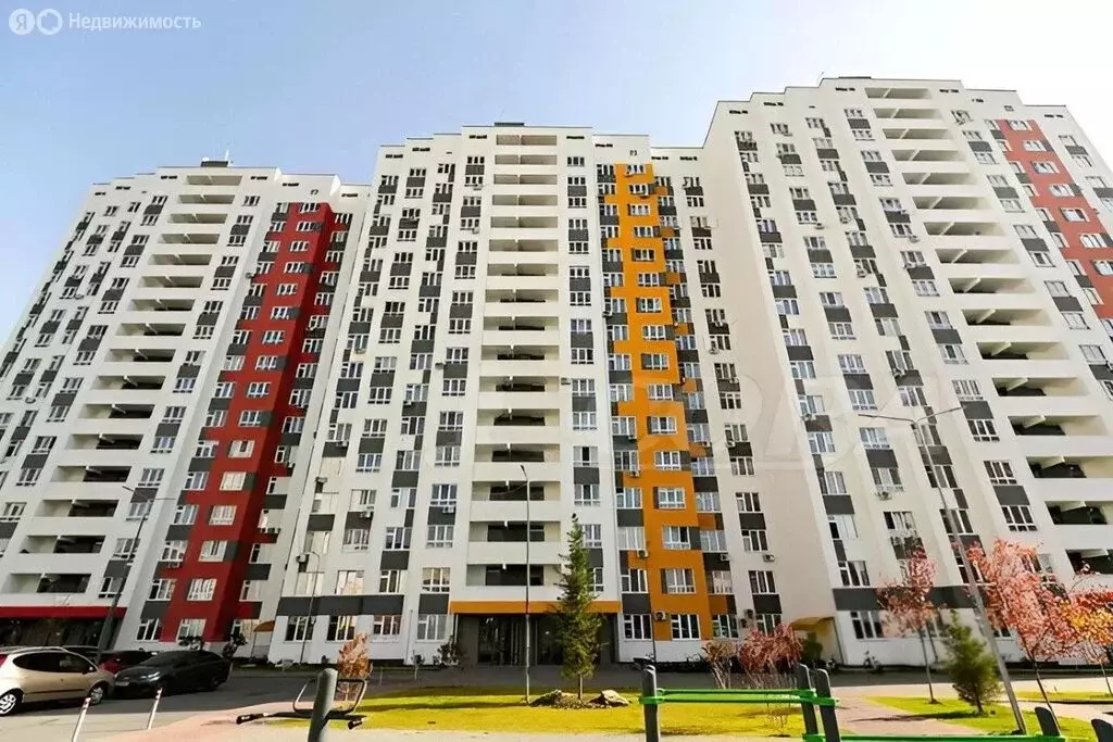 2-комнатная квартира: Тюмень, улица Василия Подшибякина, 12 (62.1 м) - Фото 1