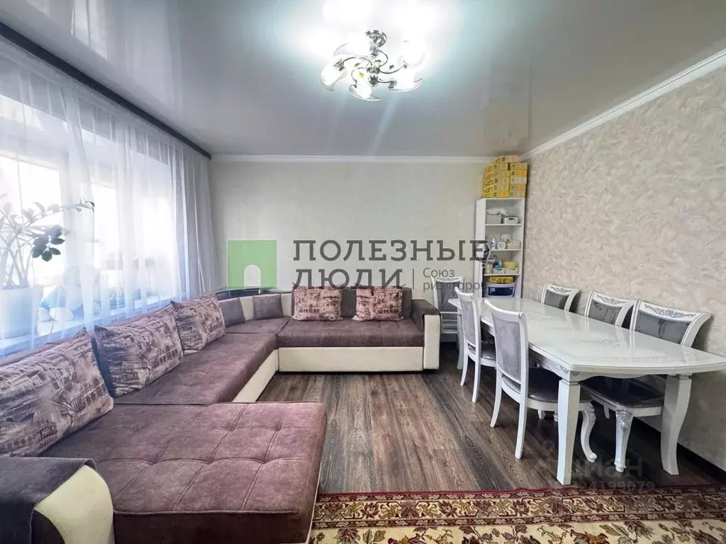 2-к кв. Астраханская область, Астрахань Имени Бабаевского мкр, ул. ... - Фото 1