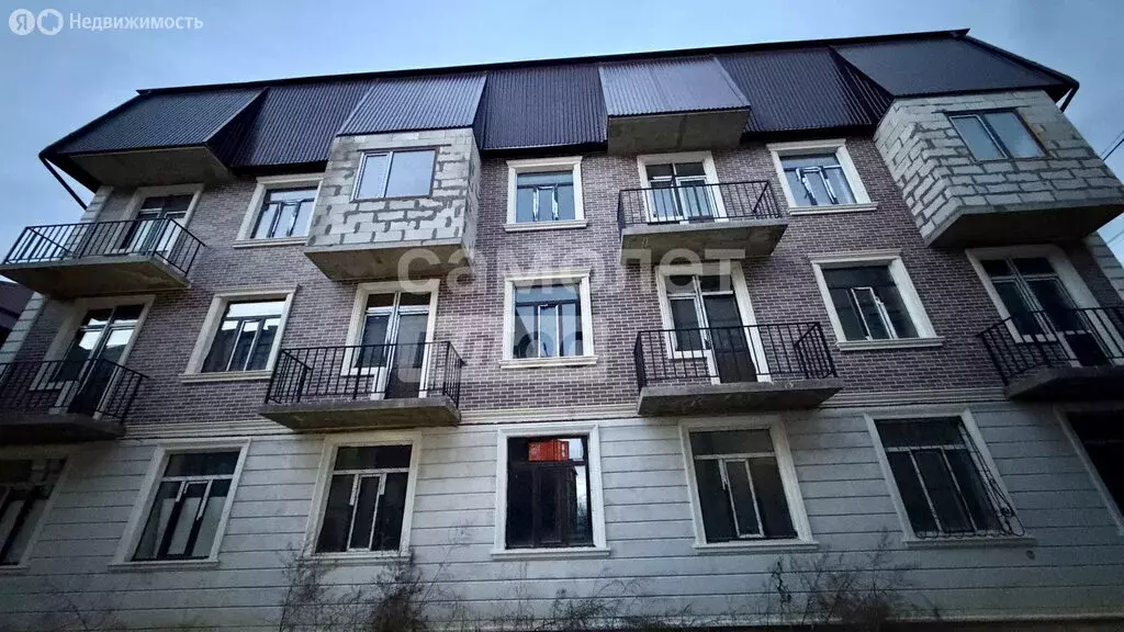 2-комнатная квартира: Буйнакск, Сенной переулок №1, 13 (87 м) - Фото 1