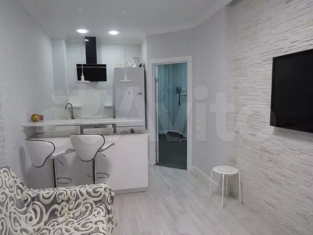 1-к. квартира, 40 м, 2/25 эт. - Фото 1