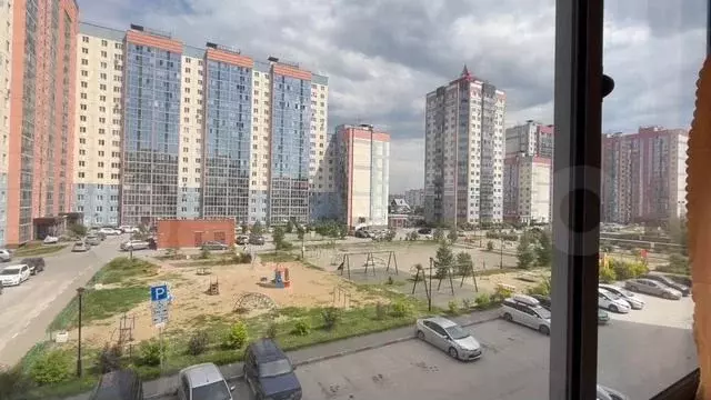 2-к. квартира, 60 м, 3/10 эт. - Фото 1