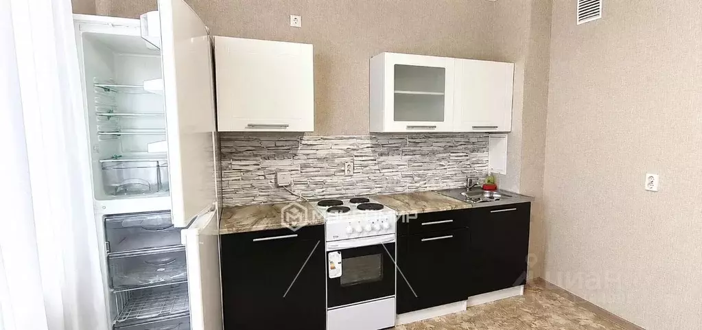 1-к кв. Татарстан, Казань ул. Белые Росы, 15 (40.0 м) - Фото 2