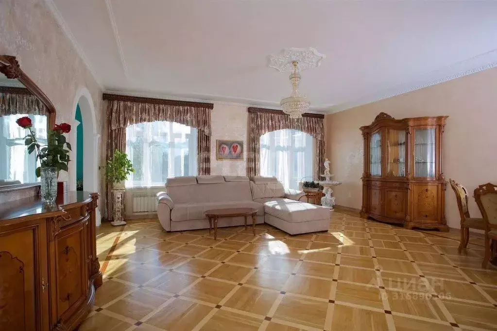 3-к кв. Санкт-Петербург Варшавская ул., 32 (105.0 м) - Фото 0
