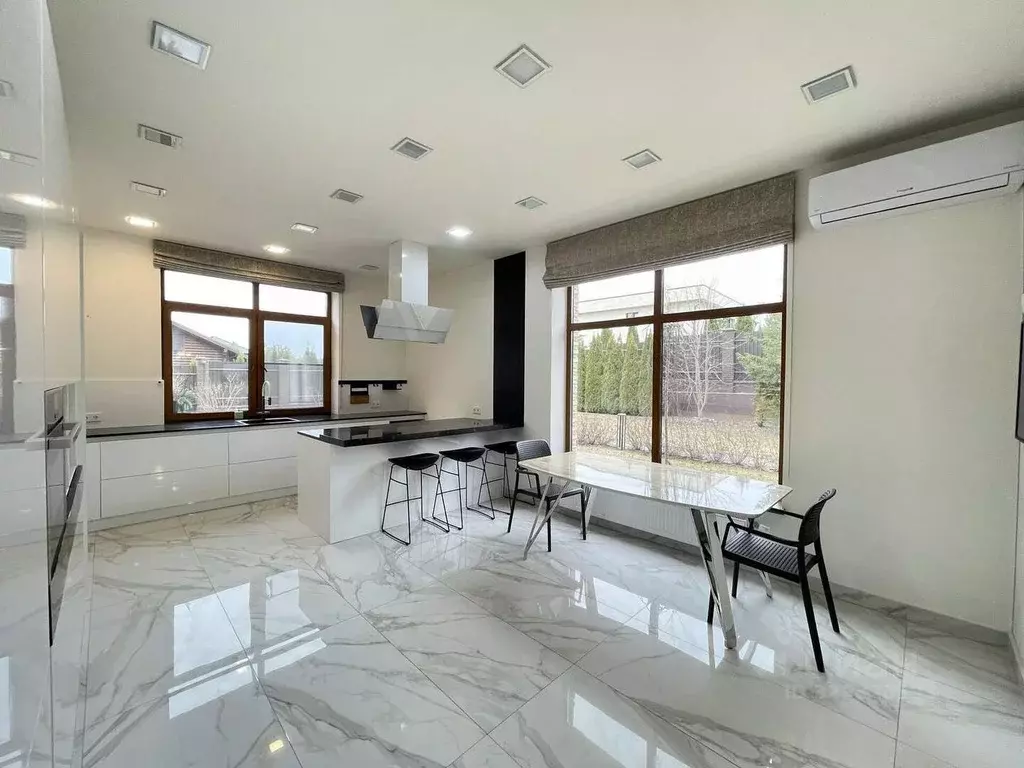 Дом в Московская область, Истра муниципальный округ, д. Веледниково ... - Фото 1