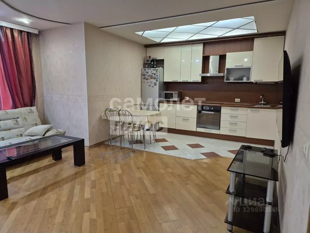 2-к кв. Коми, Сыктывкар ул. Бабушкина, 31 (73.2 м) - Фото 1