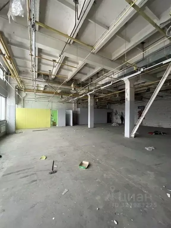 Склад в Санкт-Петербург ул. Оптиков, 4 (320 м) - Фото 1