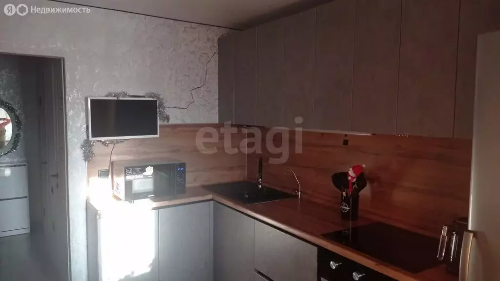 2-комнатная квартира: Тюмень, Депутатская улица, 129 (47.2 м) - Фото 2