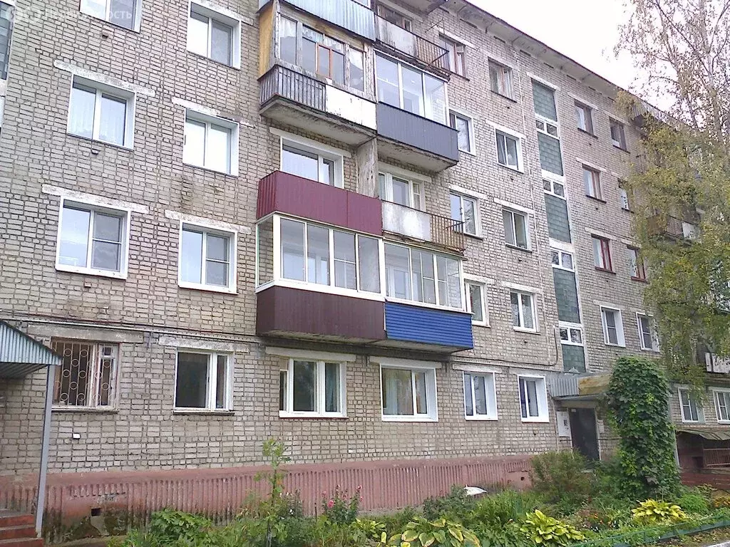 3-комнатная квартира: Кирово-Чепецк, улица Ленина, 60к2 (66.5 м) - Фото 1