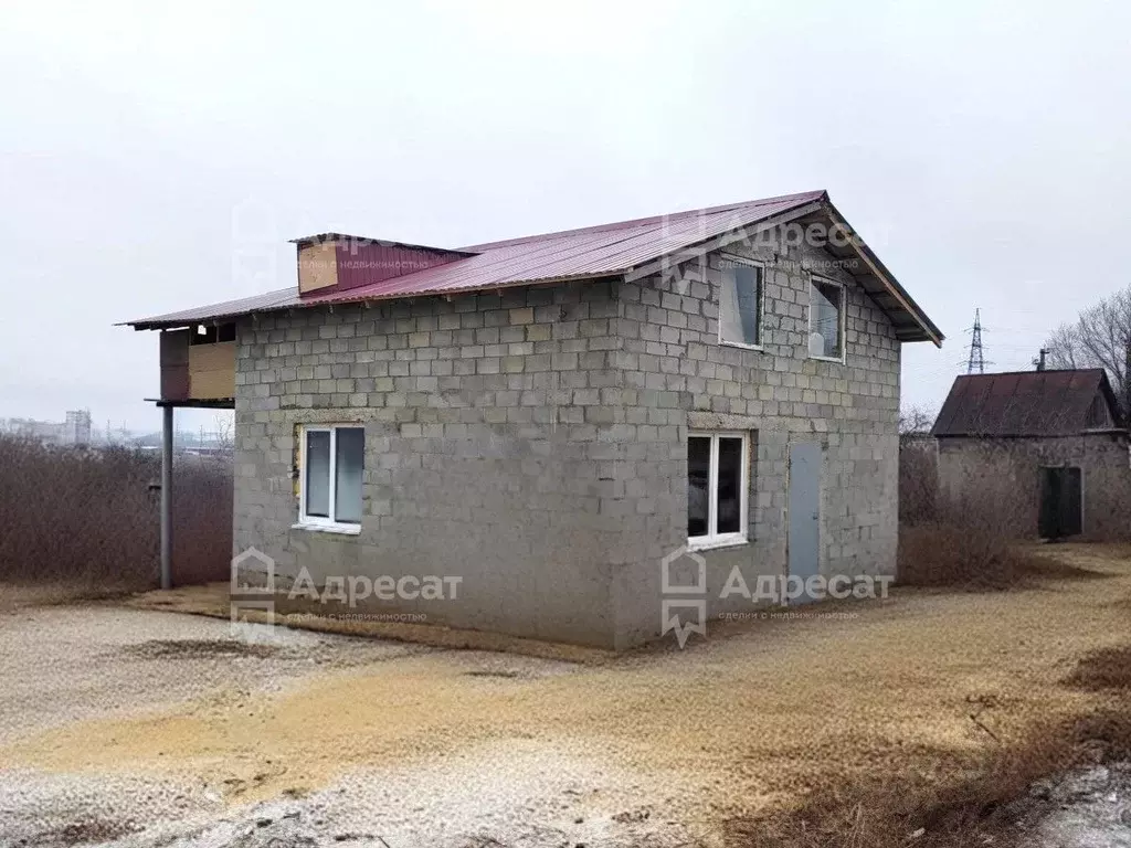 Дом в Волгоградская область, Волгоград пос. Забазный, ул. Бетховена ... - Фото 0