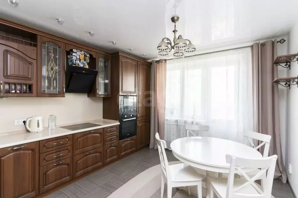 3-к кв. Тюменская область, Тюмень Широтная ул., 190к3 (90.0 м) - Фото 1