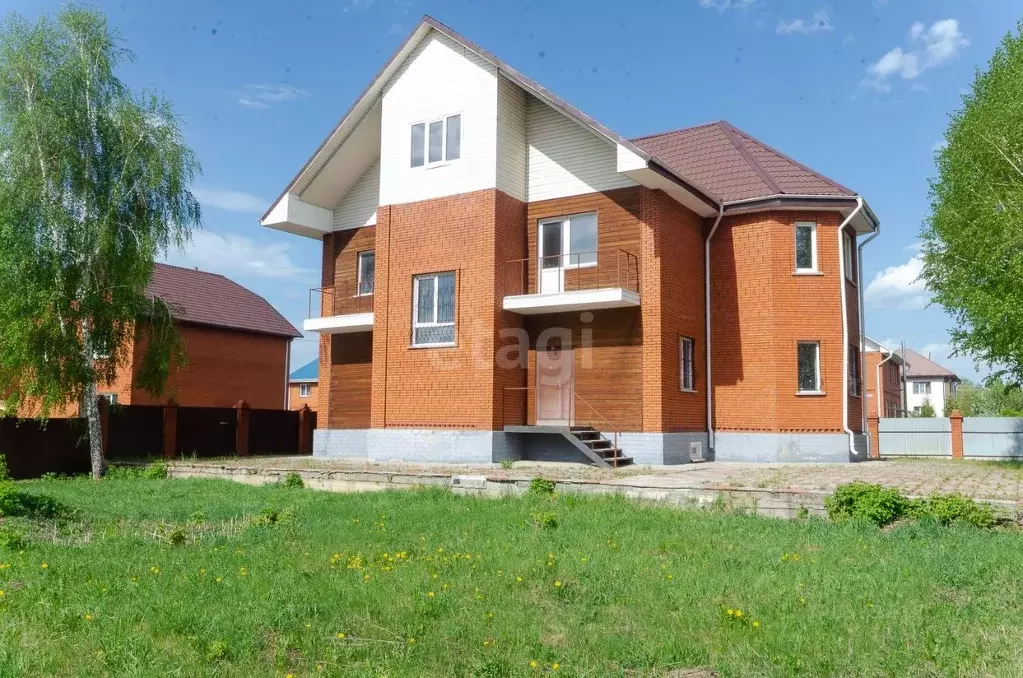 Дом в Новосибирская область, Бердск Южный мкр, 15-й кв-л, 22 (450 м) - Фото 2