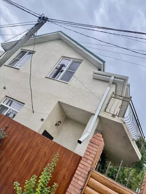 Дом в Астраханская область, Приволжский район, пос. Новоначаловский  ... - Фото 2