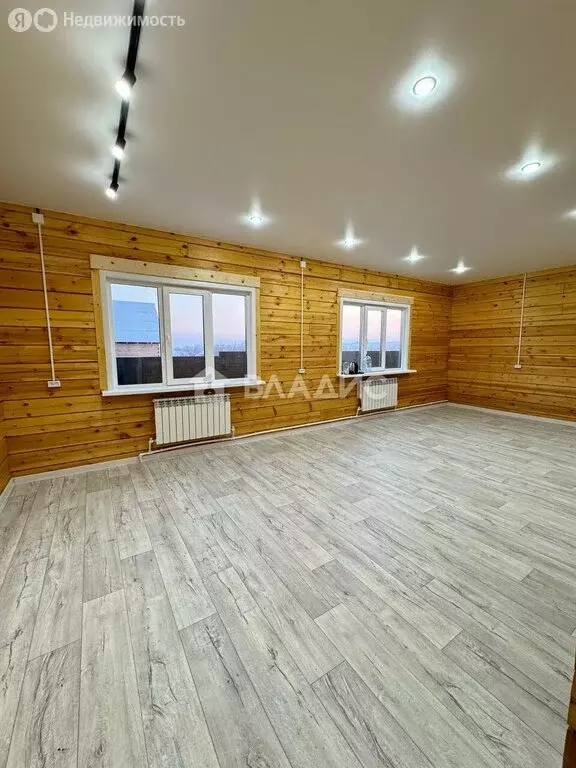 Дом в село Нижний Саянтуй, ДНТ Багульник, 1-й квартал (204.4 м) - Фото 2