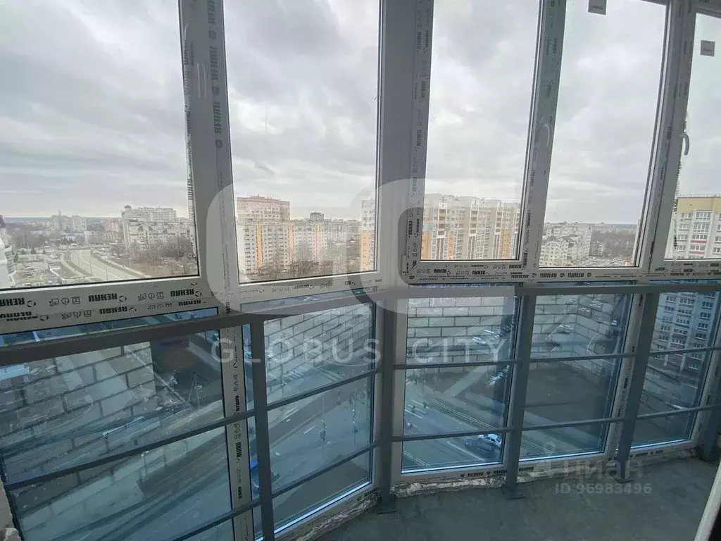1-к кв. Брянская область, Брянск ул. Горбатова, 35 (50.3 м) - Фото 1