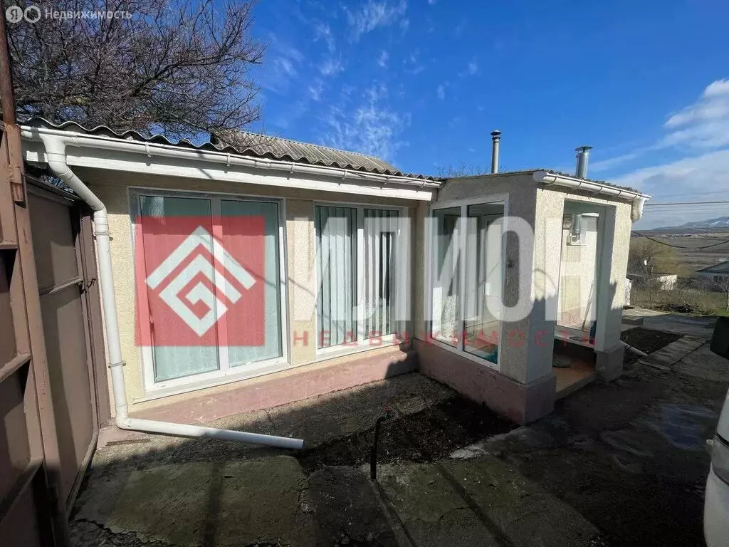 Дом в Льговское сельское поселение, село Долинное (200 м) - Фото 1