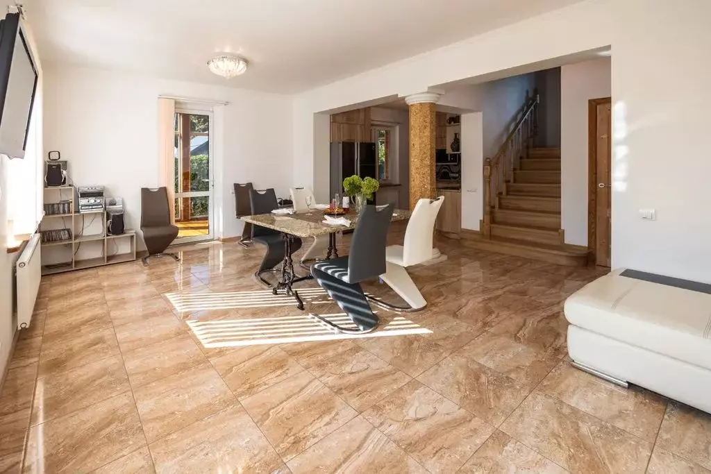 Дом в Калининградская область, Балтийск пос. Мечниково, ул. Нижняя ... - Фото 2