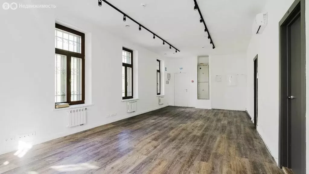 Офис (384 м) - Фото 1