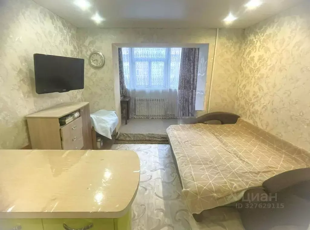 2-к кв. Кемеровская область, Таштагол ул. Макаренко, 8 (53.0 м) - Фото 1