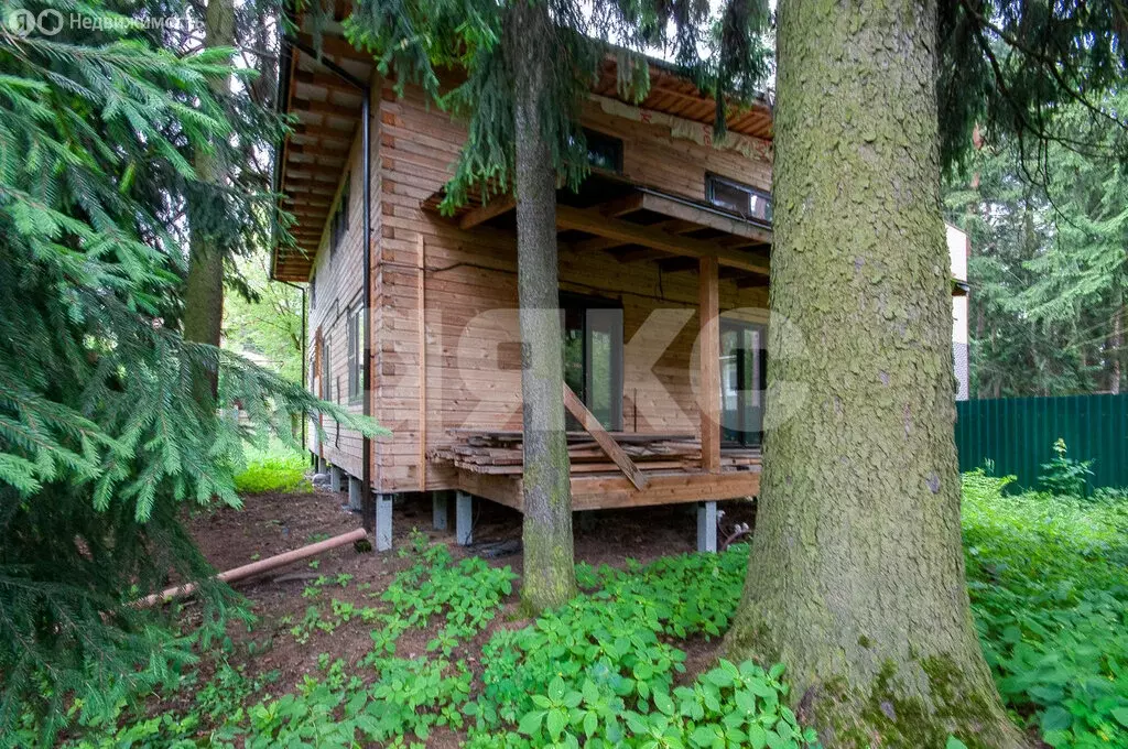 Дом в Челюскинский, Первомайская улица, 1Б (209 м) - Фото 1