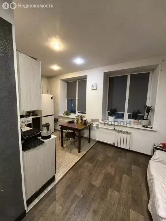 3-комнатная квартира: Челябинск, улица Челябинского Рабочего, 2 (66 м) - Фото 1