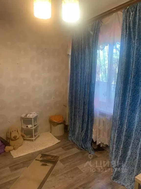 Комната Волгоградская область, Волжский ул. Горького, 35 (9.5 м) - Фото 1