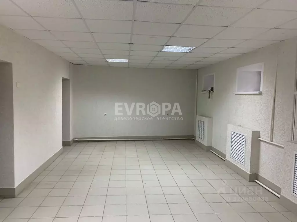 Офис в Ульяновская область, Ульяновск ул. Бебеля, 4 (200 м) - Фото 1