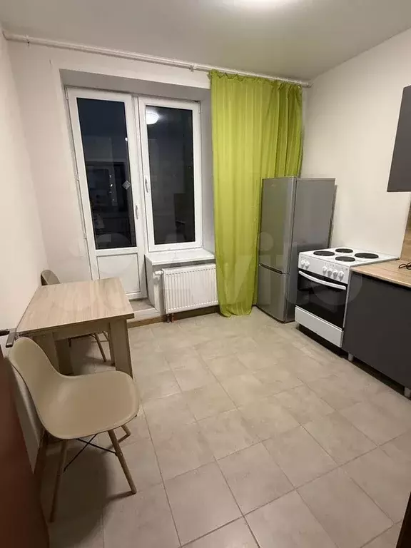 1-к. квартира, 50 м, 15/17 эт. - Фото 0