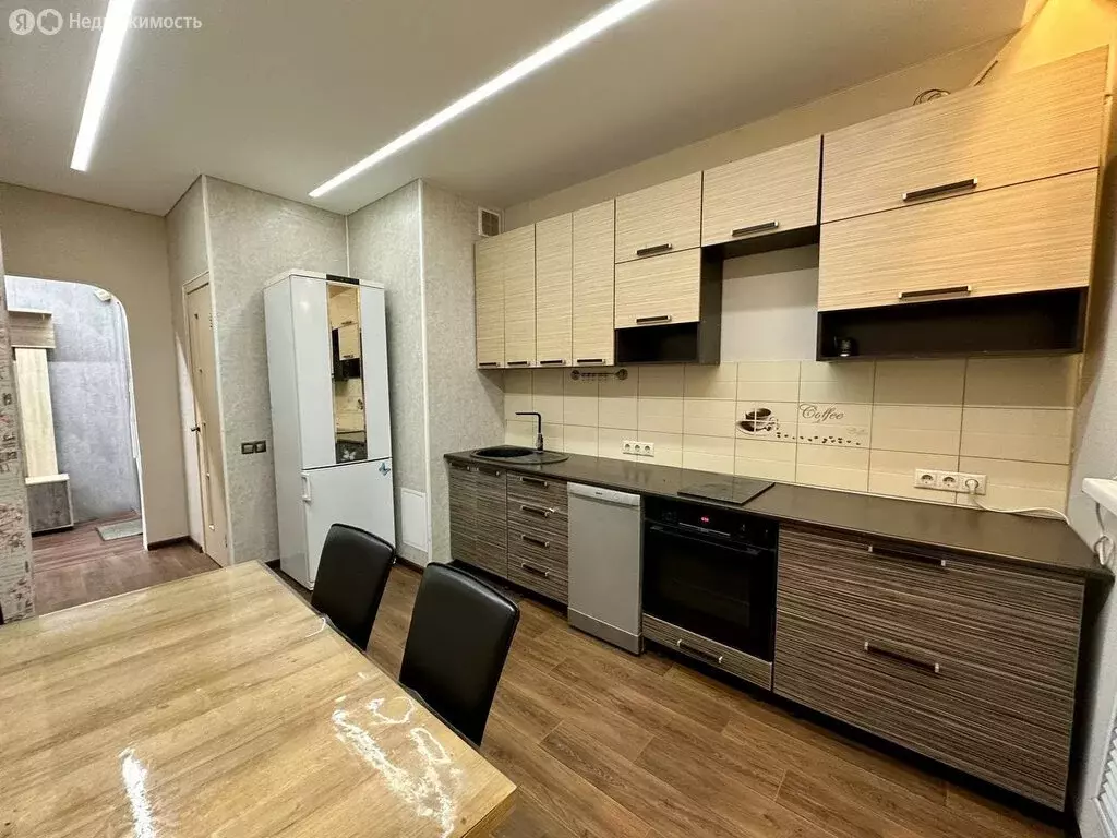 3-комнатная квартира: Норильск, улица Космонавтов, 8 (72.3 м) - Фото 1