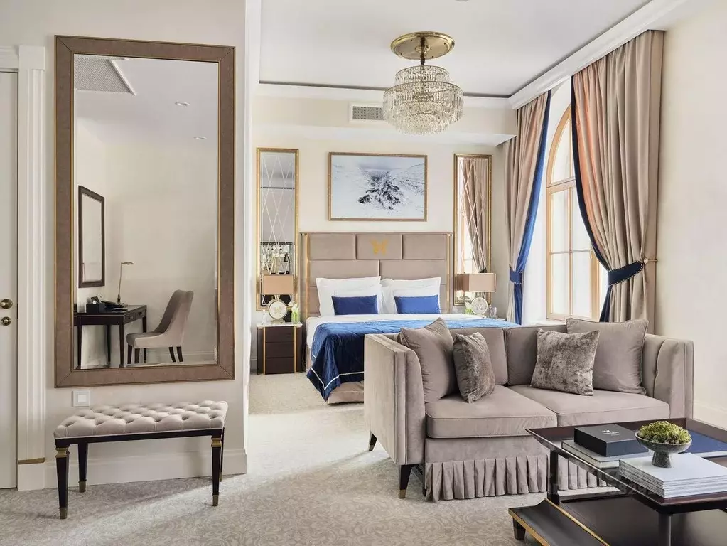 Комната Санкт-Петербург Невский просп., 7-9 (50.0 м) - Фото 0