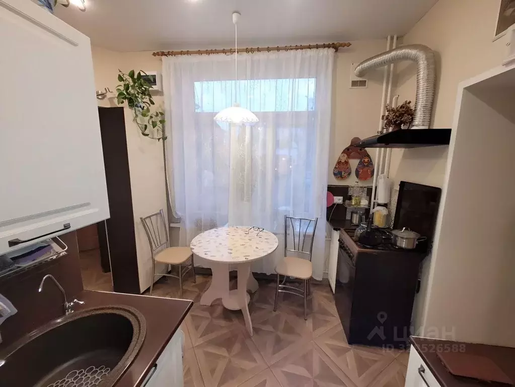 2-к кв. Ленинградская область, Выборг ул. Сторожевой Башни, 18 (50.0 ... - Фото 2