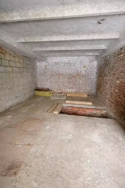 Гараж в Челябинская область, Кыштым пл. Карла Маркса (20 м) - Фото 2