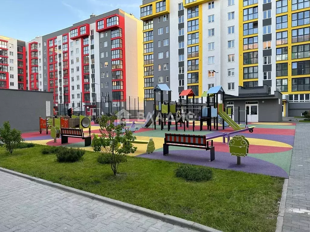 2-к кв. Калининградская область, Калининград Мирная ул., 1к4 (50.2 м) - Фото 0