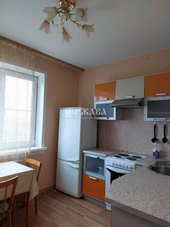 1-к кв. Белгородская область, Старый Оскол Солнечный мкр, 17 (39.0 м) - Фото 0