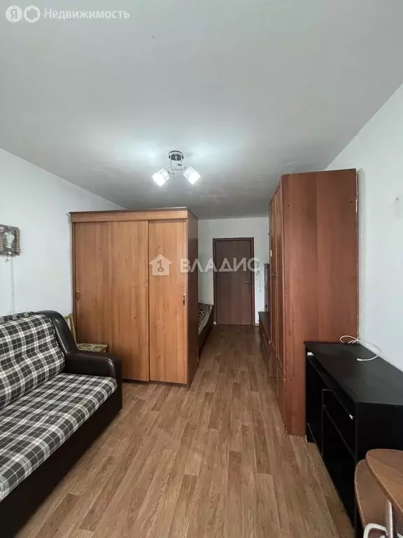1к в 3-комнатной квартире (18 м) - Фото 0