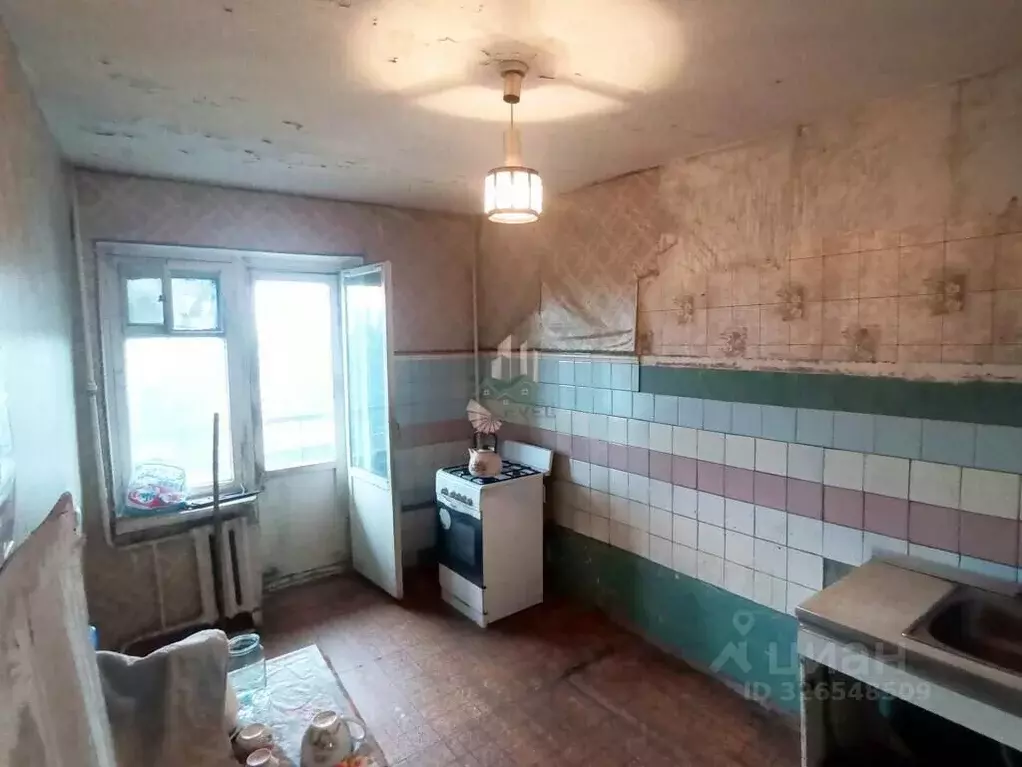 1-к кв. Саратовская область, Энгельс просп. Строителей, 16 (30.0 м) - Фото 1