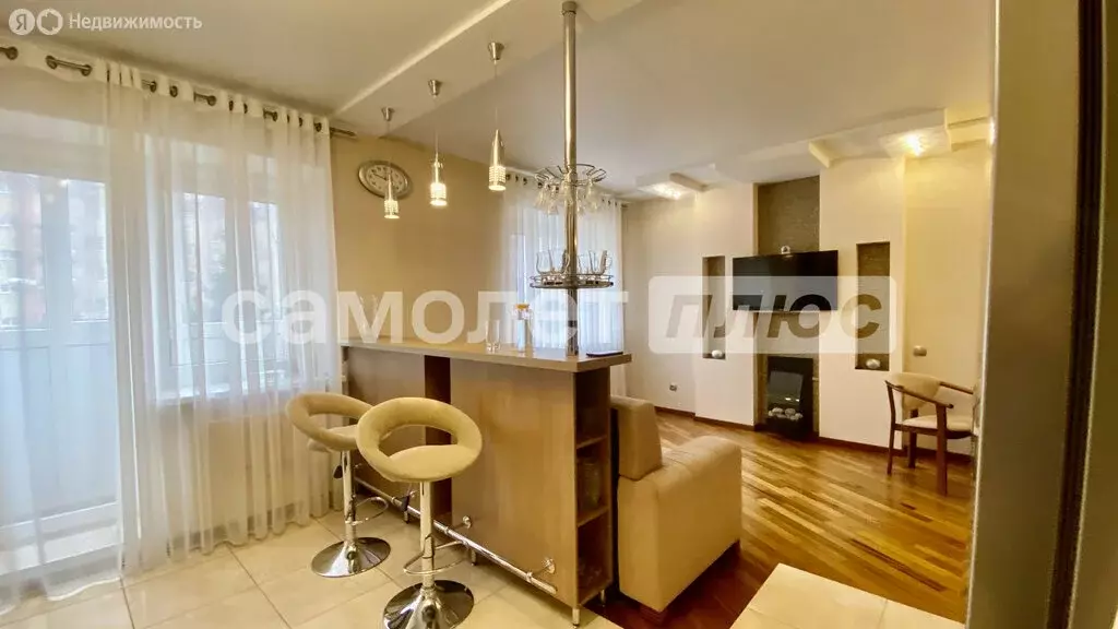 3-комнатная квартира: Гурьевск, Янтарная улица, 5 (78.2 м) - Фото 1