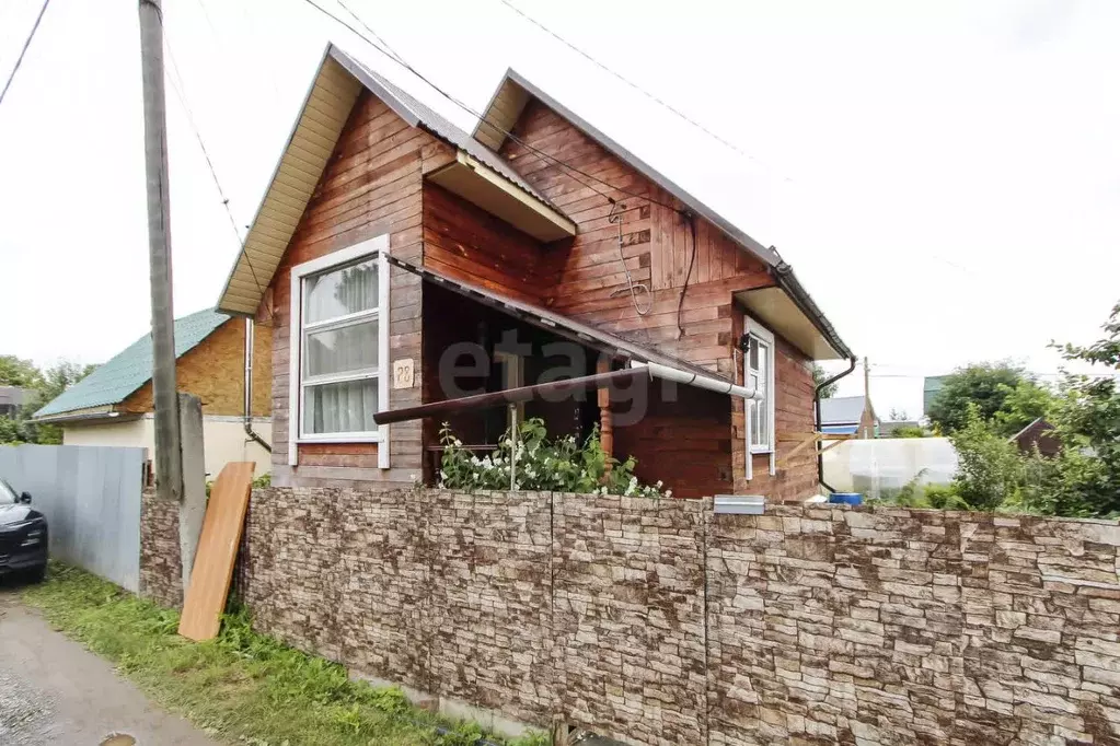 Дом в Тюменская область, Тюмень Родничок садовое общество, ул. ... - Фото 1