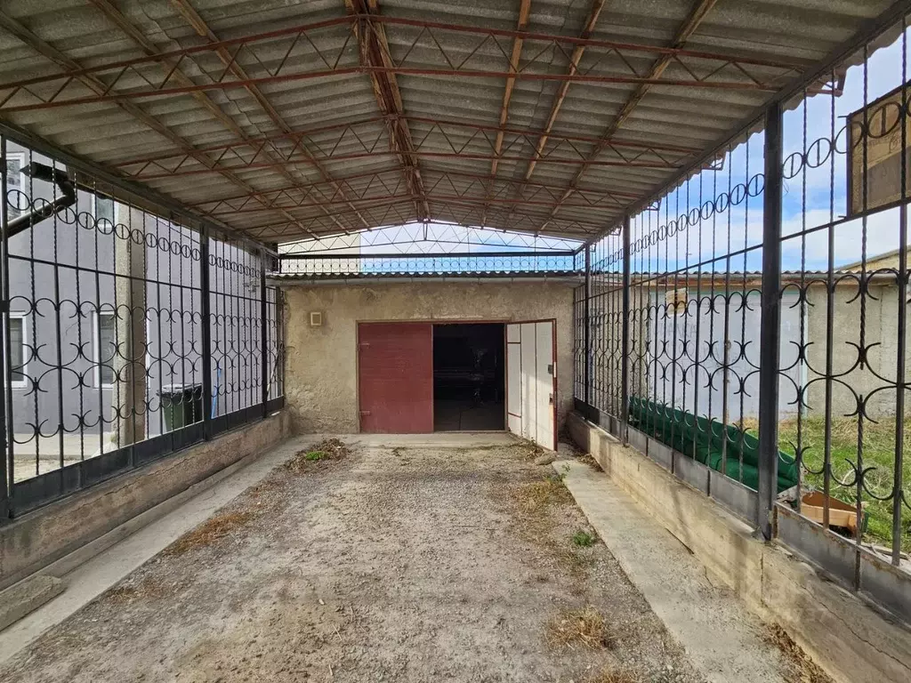 Гараж в Крым, Симферополь ул. Крымской Весны, 21 (26 м) - Фото 2