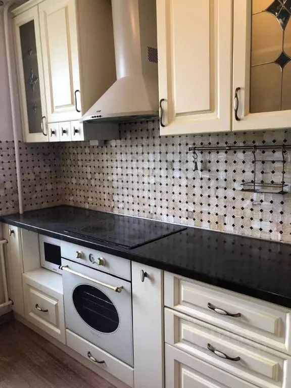 3-к кв. Белгородская область, Белгород просп. Ватутина, 25 (65.5 м) - Фото 2