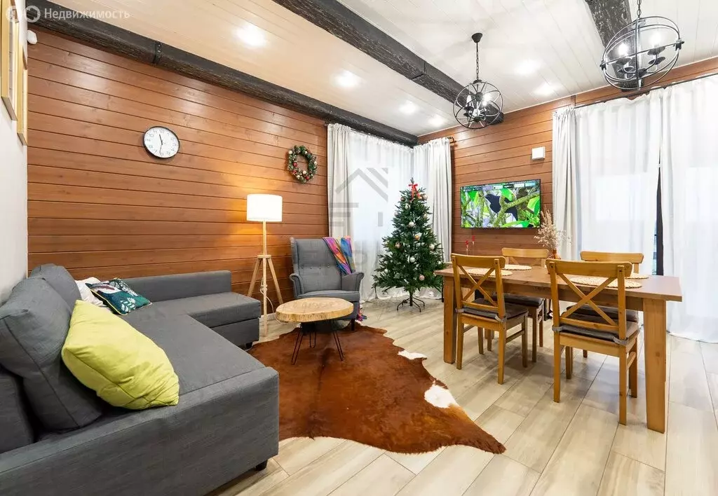 Дом в деревня Силино, Озёрная улица, 31 (240 м) - Фото 1