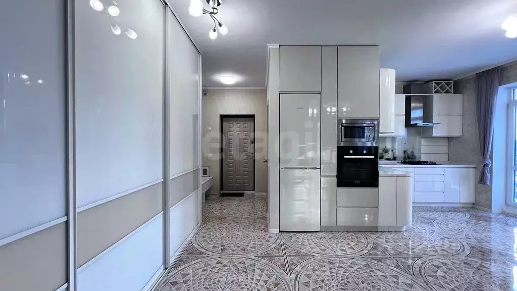 2-к кв. Калининградская область, Калининград Артиллерийская ул., 74 ... - Фото 2